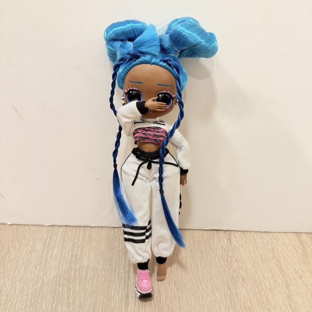 LOL Surprise OMG Series 3 CHILLAX Fashion Doll